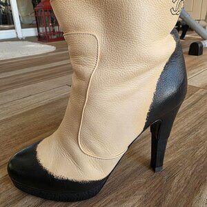 Chanel Blizzard Black&White Knee High Boots Retail $1500 37C